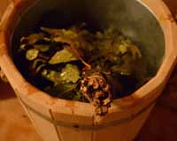 Как запарить веник для бани