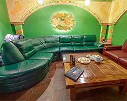 Бани в районе метро Позняки