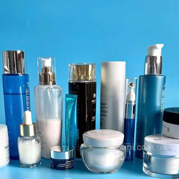 Косметика для избавления от черных точек на щеках 