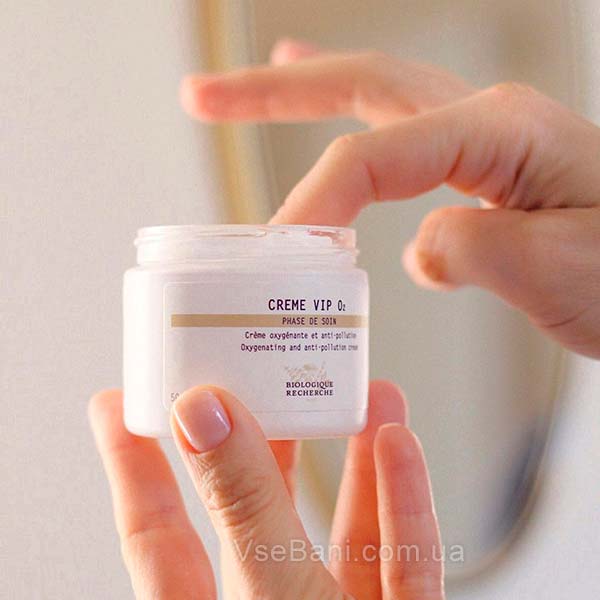 Как избавиться от прыщей и черных точек. Неправильный уход как причина