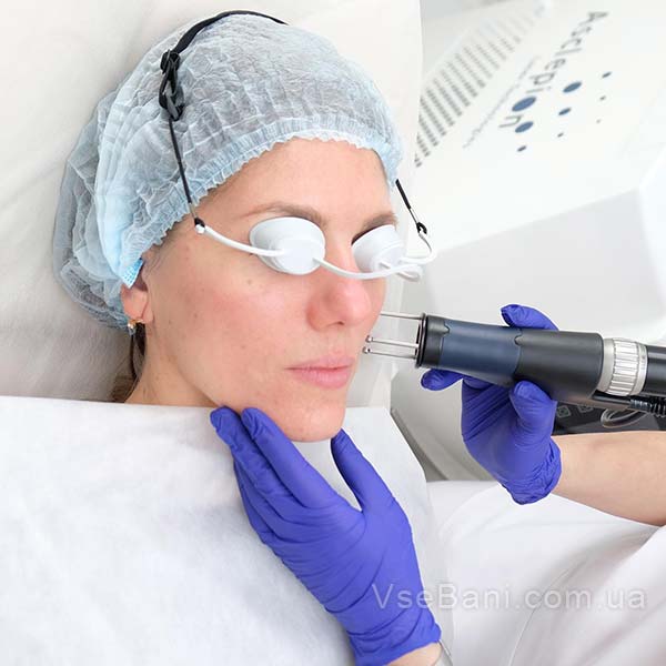 Как избавиться от прыщей на щеках