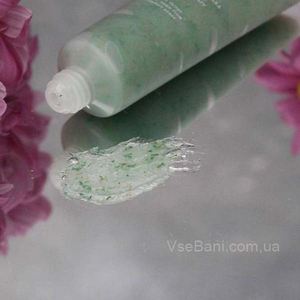 Мелкая сыпь на лбу из за неподходящих средств 