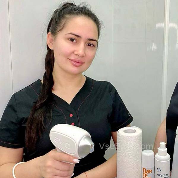 Сыпь на лице: как избавиться с помощью врача