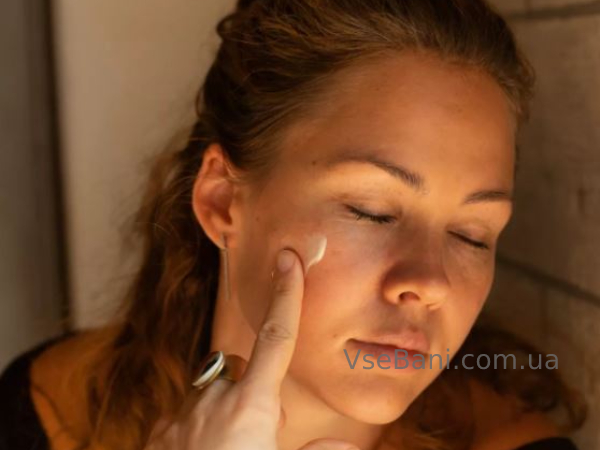 Как убрать пятна на лице после прыщей