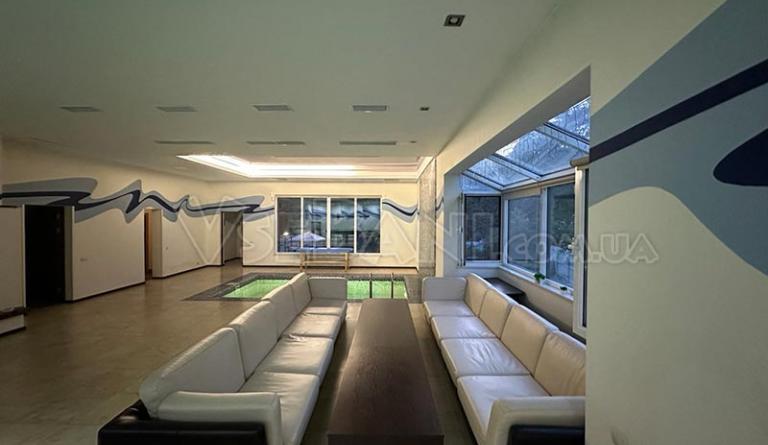 Заміський комплекс Golden Gate