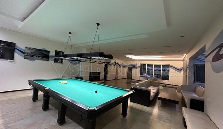 Заміський комплекс Golden Gate