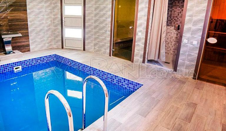 Сауна + хамам з басейном, лазня з водоспадом Vagnes